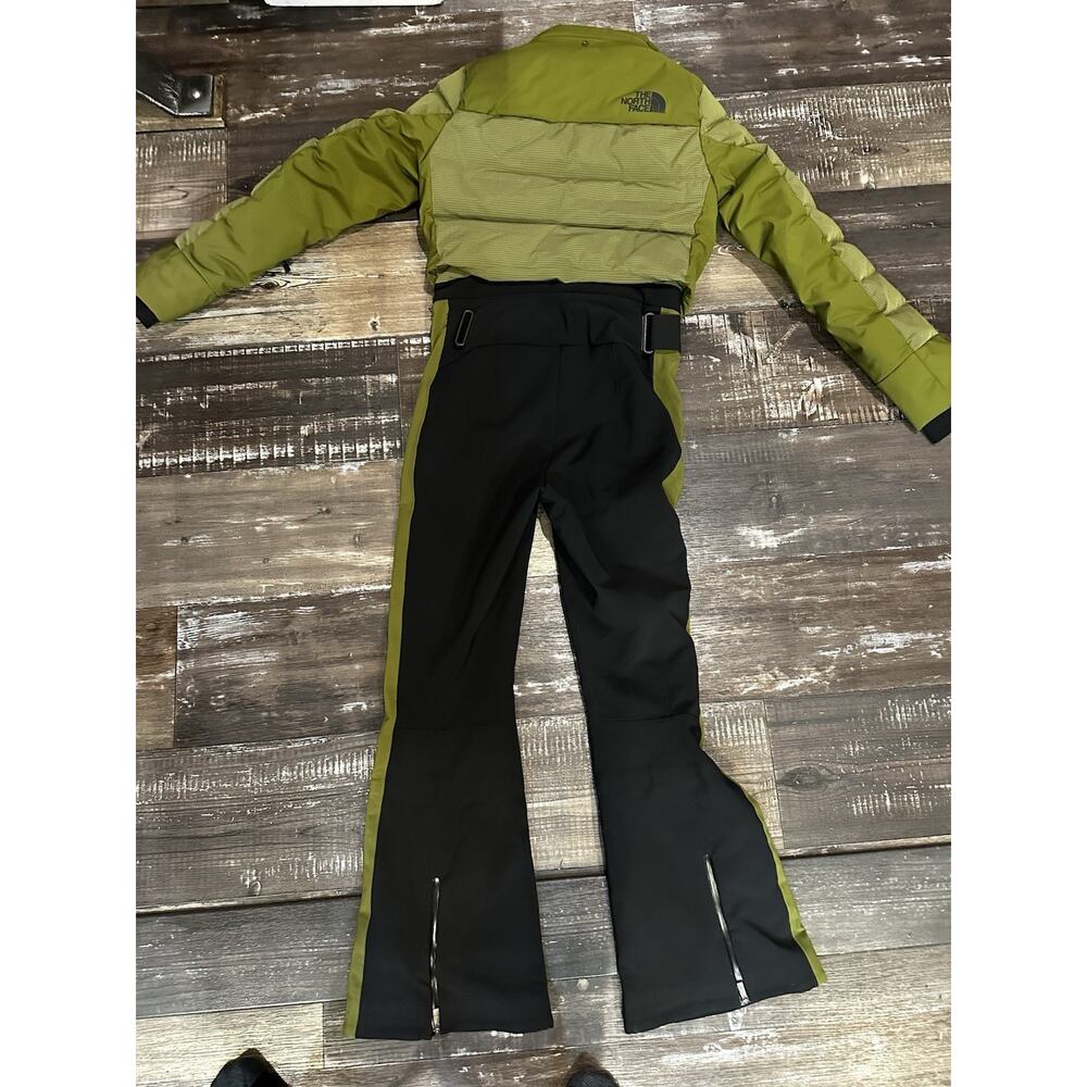 The North Face Off The Clock One Piece with missing belt strap to left side - Picture 2 of 6